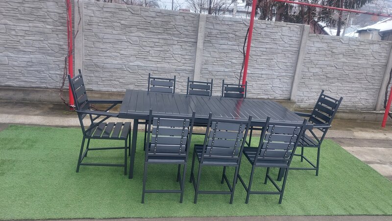 Set masa cu 8 scaune