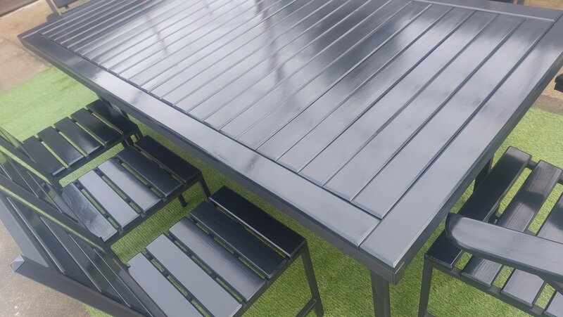 Set masa cu 8 scaune