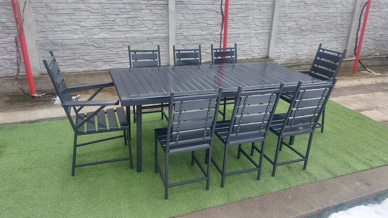 Set masa cu 8 scaune