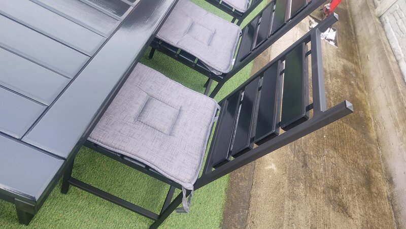 Set masa cu 8 scaune